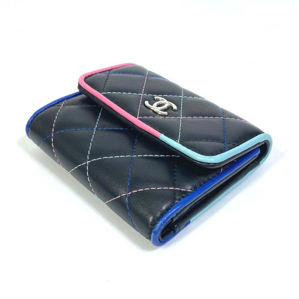 CHANEL Black Wallet - Picture 2 of 15